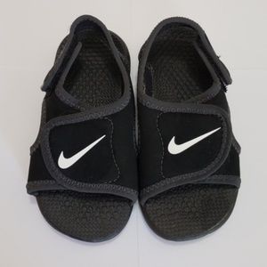 SALE 💗Nike Black Sandals Boy's Toddler Size 6 Euc